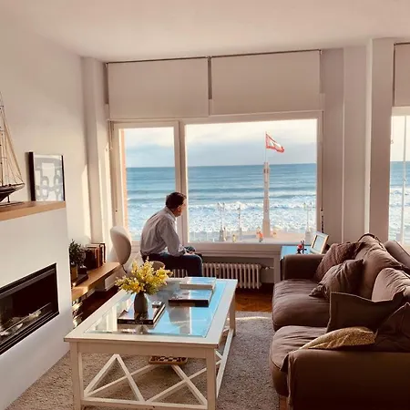 Escalerona Apartment, Fantastic Views, 1st Line Gijón